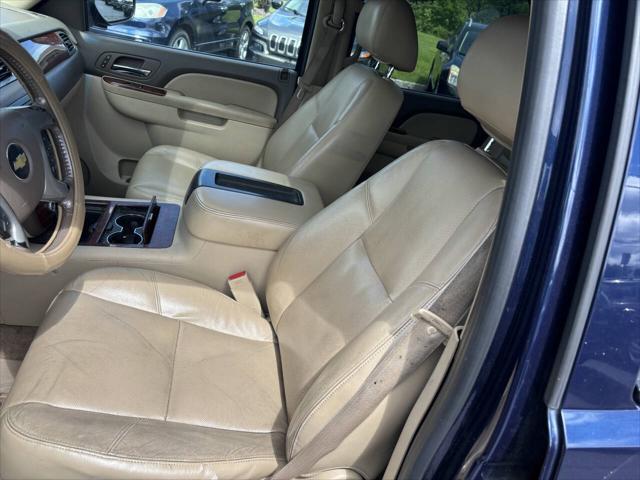 used 2010 Chevrolet Avalanche car, priced at $7,999