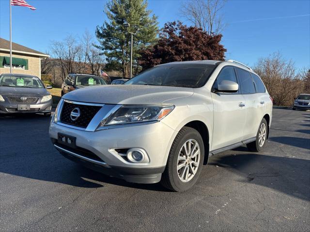 used 2014 Nissan Pathfinder car, priced at $6,999