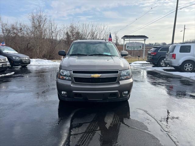 used 2013 Chevrolet Suburban car, priced at $9,999