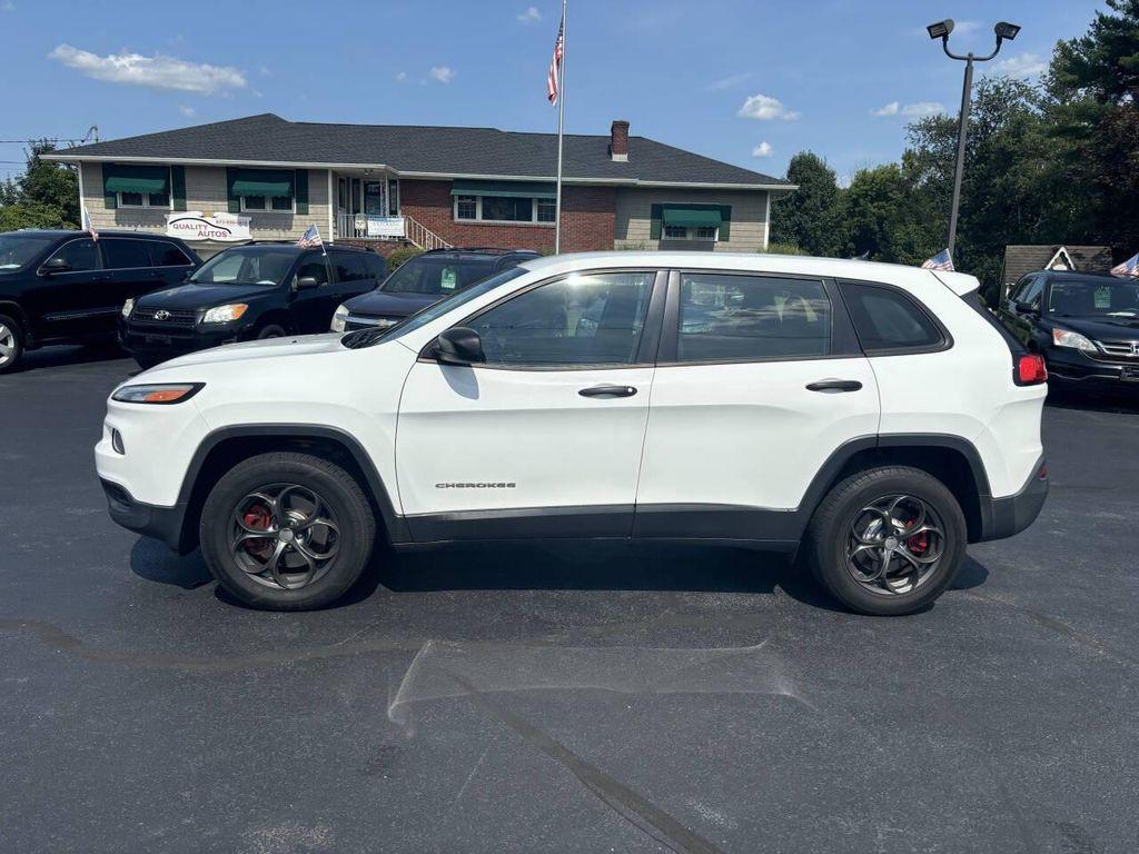used 2016 Jeep Cherokee car, priced at $7,999