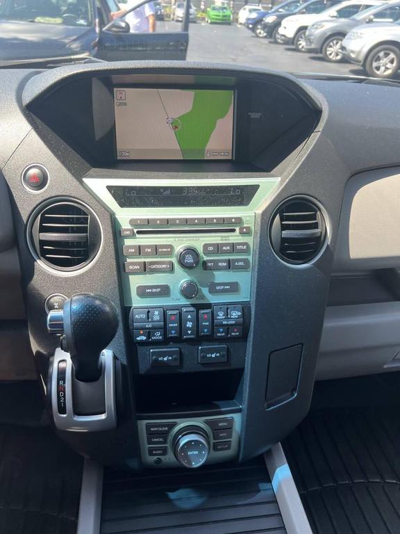 used 2011 Honda Pilot car, priced at $7,999
