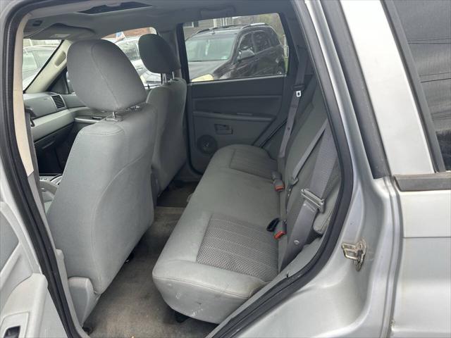 used 2006 Jeep Grand Cherokee car, priced at $2,500