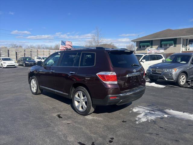 used 2012 Toyota Highlander car, priced at $9,999