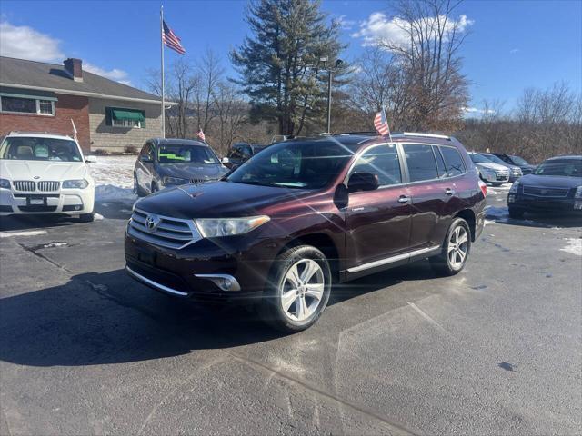 used 2012 Toyota Highlander car, priced at $9,999