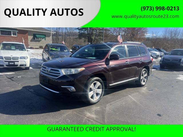 used 2012 Toyota Highlander car, priced at $9,999