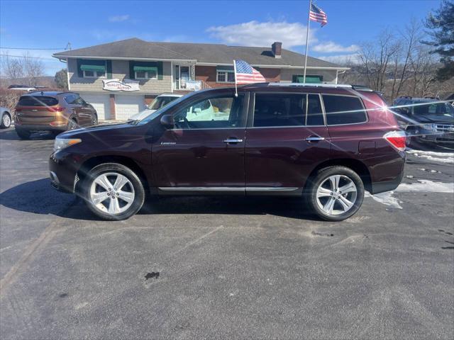 used 2012 Toyota Highlander car, priced at $9,999