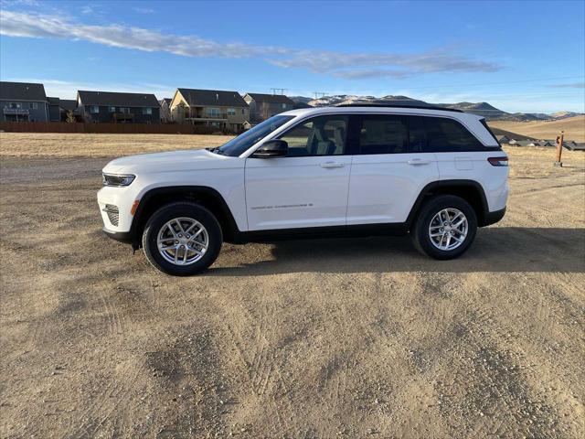 new 2025 Jeep Grand Cherokee car, priced at $37,931