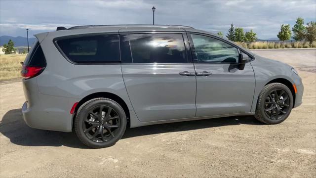 new 2023 Chrysler Pacifica car, priced at $49,455