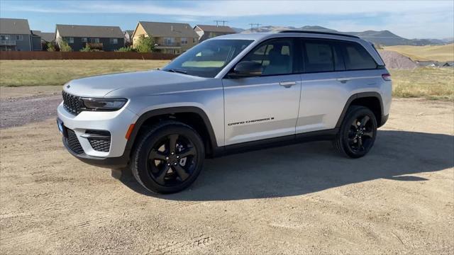 new 2023 Jeep Grand Cherokee car, priced at $46,990