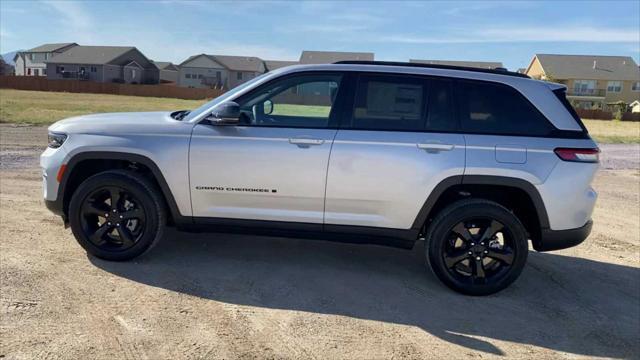 new 2023 Jeep Grand Cherokee car, priced at $41,643