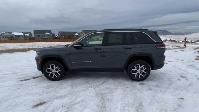 new 2025 Jeep Grand Cherokee car, priced at $44,940