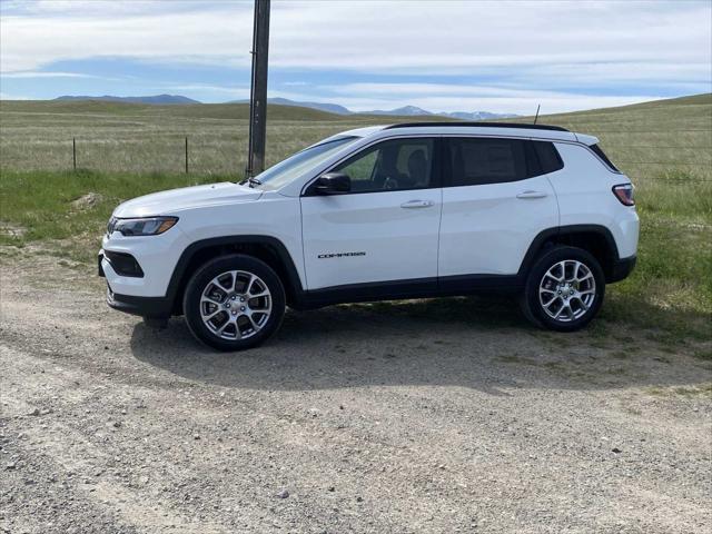 new 2024 Jeep Compass car, priced at $31,990