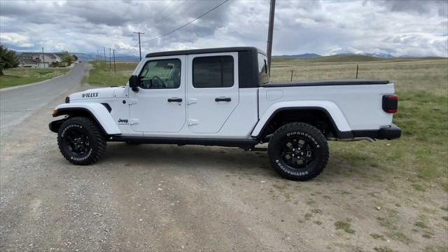 new 2024 Jeep Gladiator car, priced at $45,033