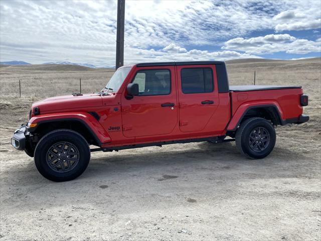 new 2024 Jeep Gladiator car, priced at $41,495