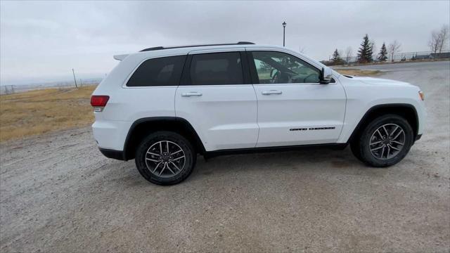 used 2020 Jeep Grand Cherokee car, priced at $29,352