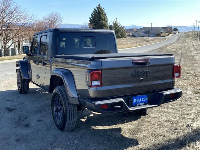 new 2024 Jeep Gladiator car, priced at $41,495