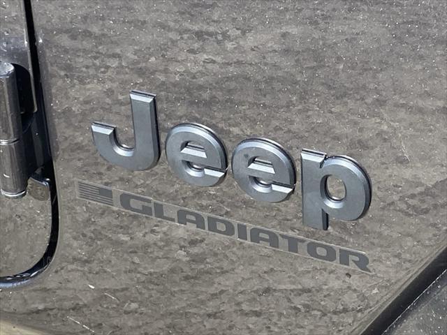 new 2024 Jeep Gladiator car, priced at $43,802