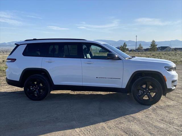 new 2024 Jeep Grand Cherokee L car, priced at $39,380