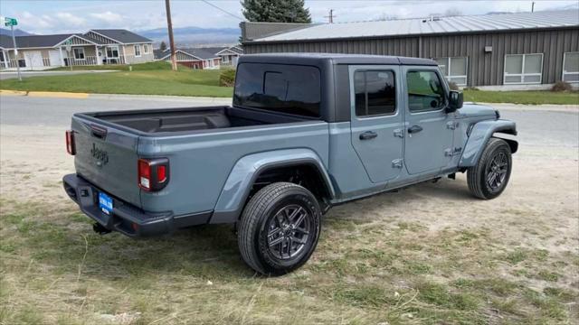 new 2024 Jeep Gladiator car, priced at $38,952