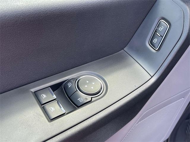 new 2025 Ford F-250 car, priced at $47,720