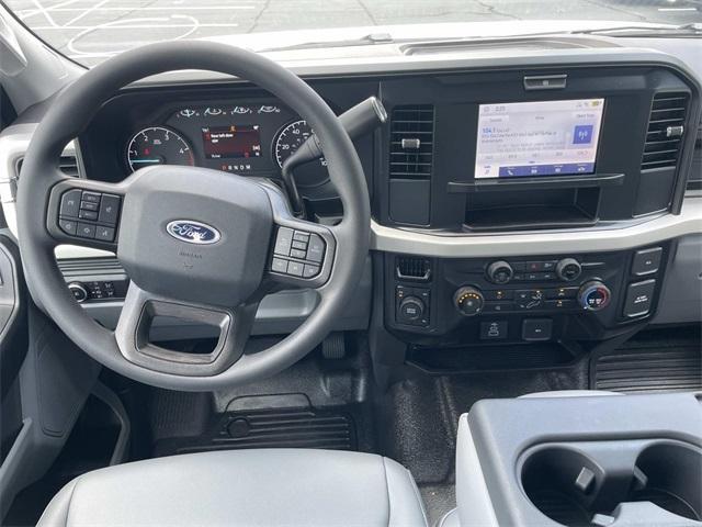 new 2025 Ford F-350 car, priced at $62,900