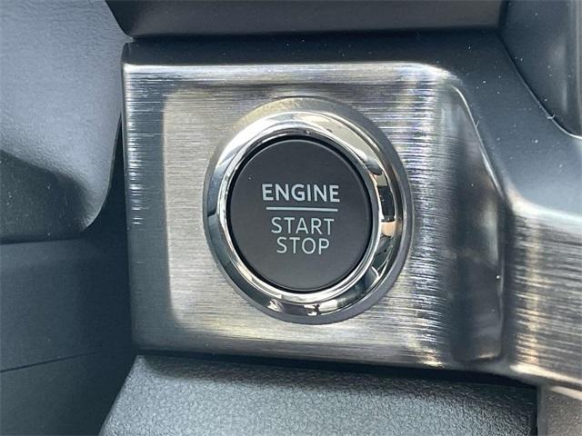 new 2025 Ford F-250 car, priced at $85,360