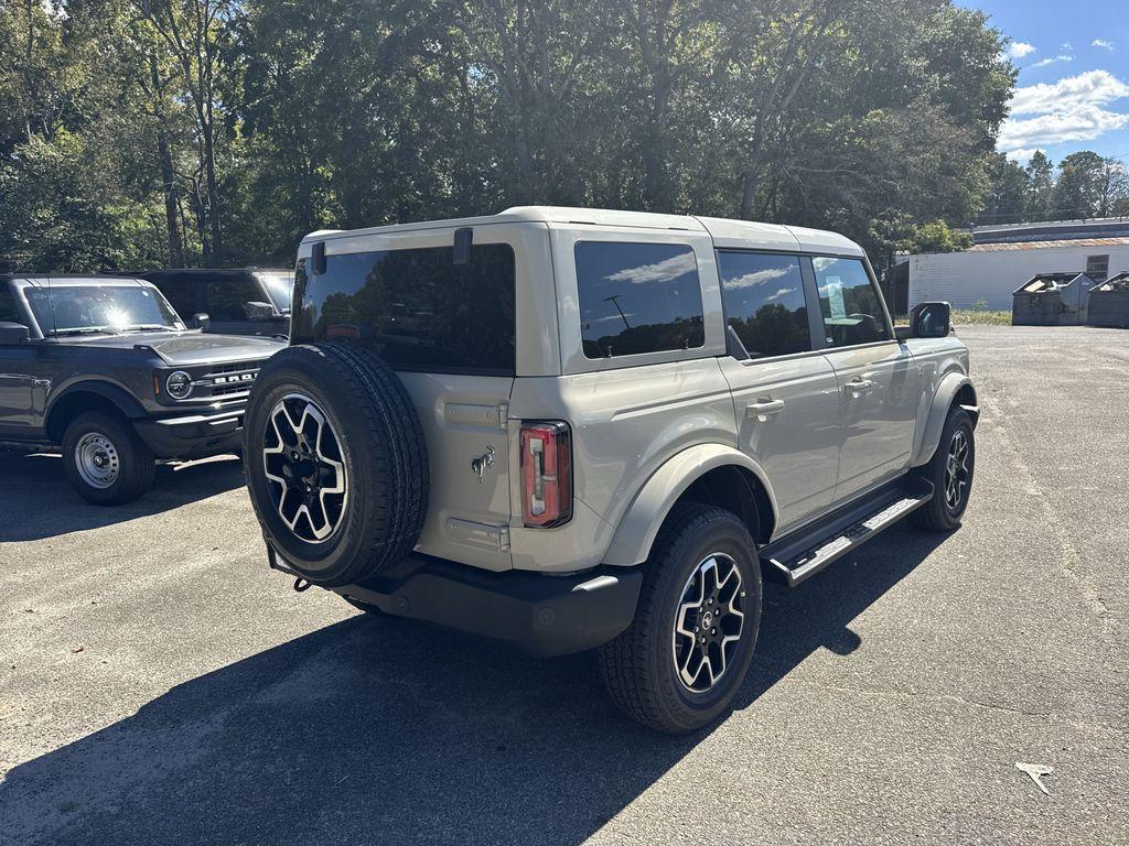 new 2025 Ford Bronco car, priced at $53,112