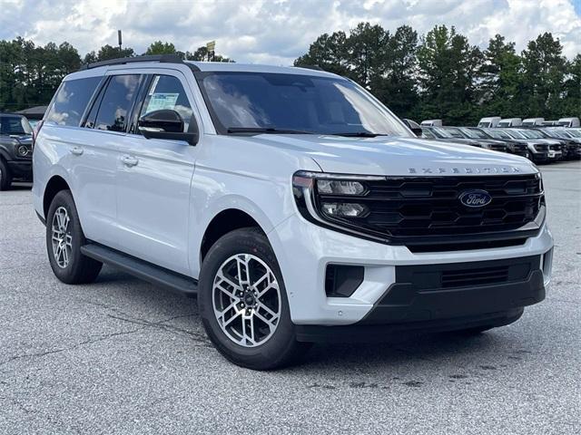 new 2025 Ford Expedition car, priced at $68,210