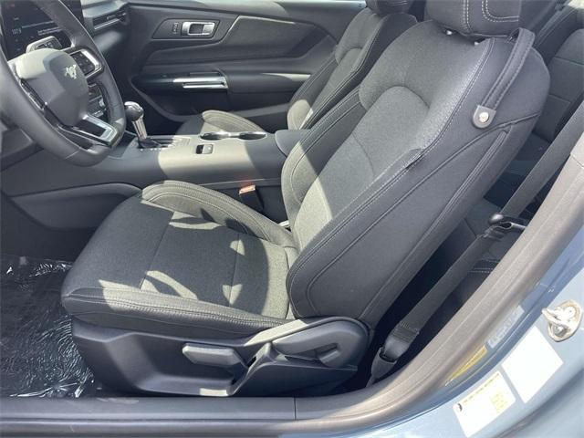 new 2025 Ford Mustang car