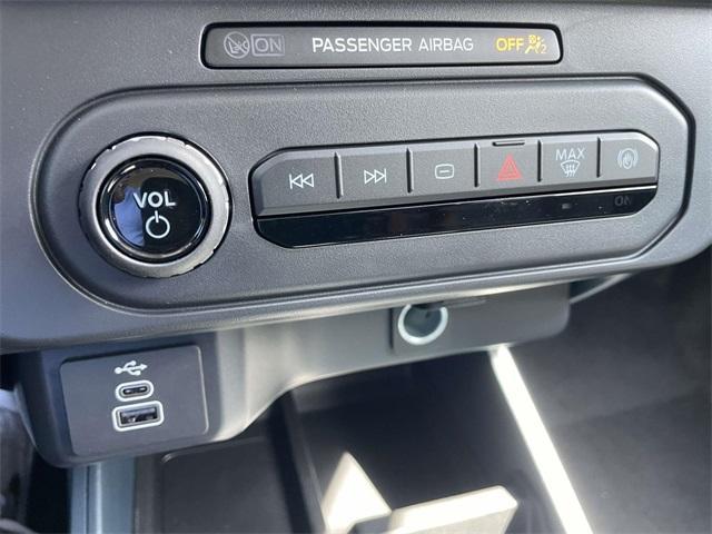 new 2025 Ford Maverick car, priced at $25,421