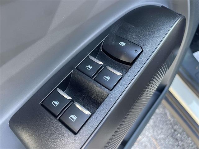 new 2025 Ford Maverick car, priced at $25,421