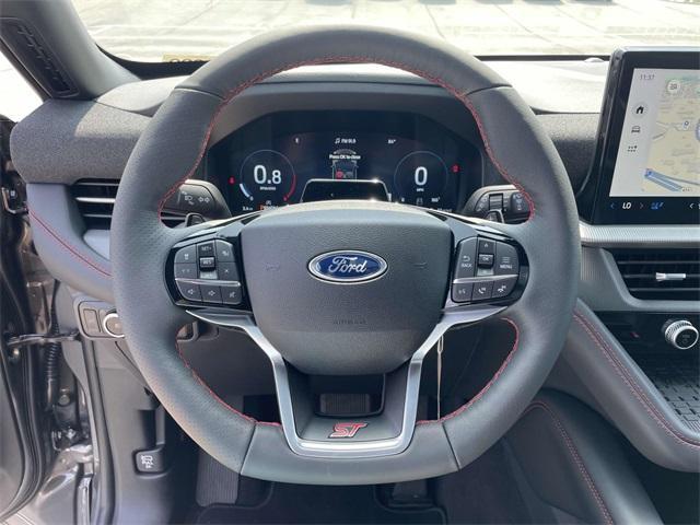 new 2025 Ford Explorer car