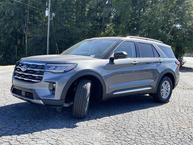 new 2025 Ford Explorer car, priced at $40,308