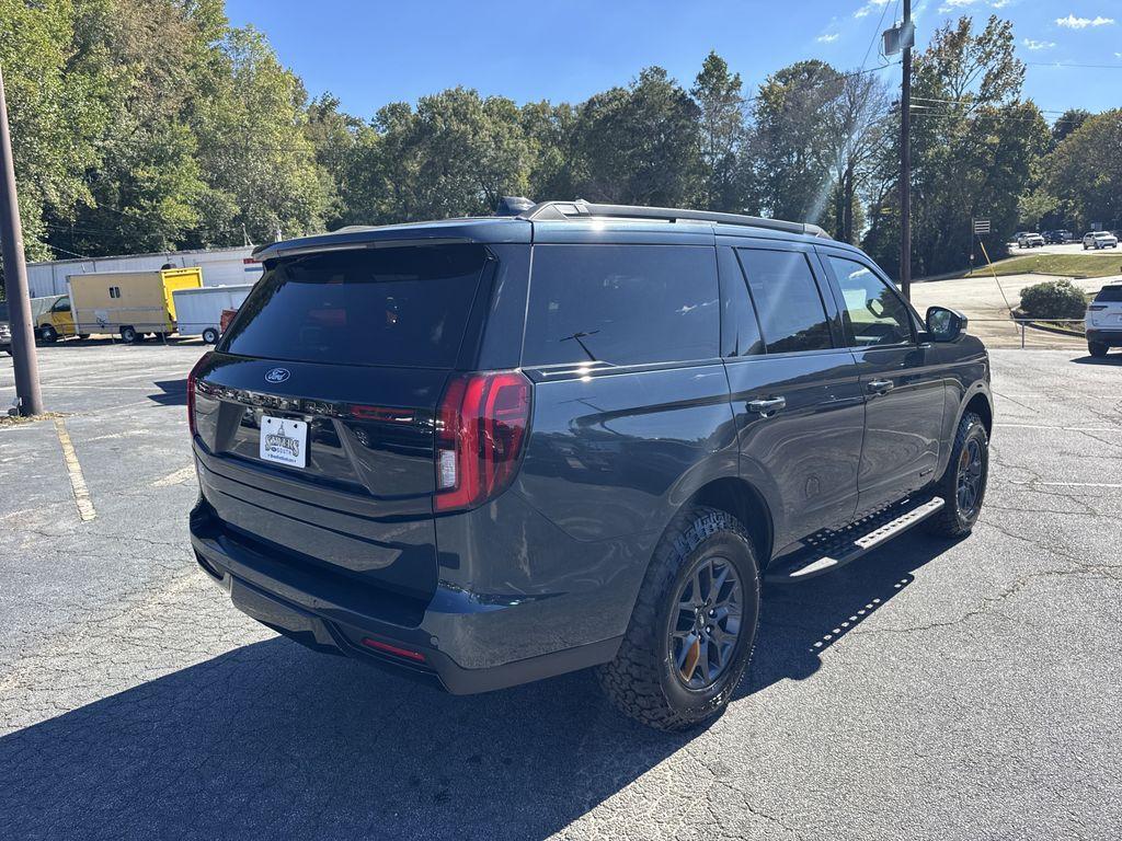 new 2025 Ford Expedition car, priced at $81,678