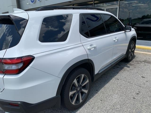 used 2024 Honda Pilot car, priced at $42,820