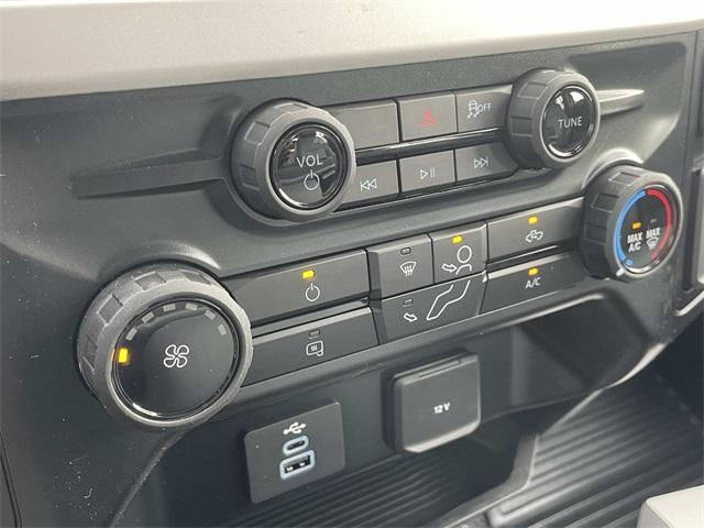 new 2025 Ford F-250 car, priced at $48,900
