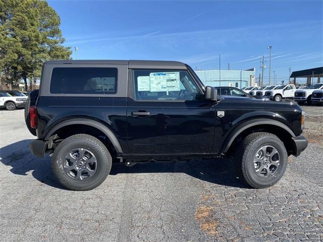 new 2024 Ford Bronco car, priced at $40,402