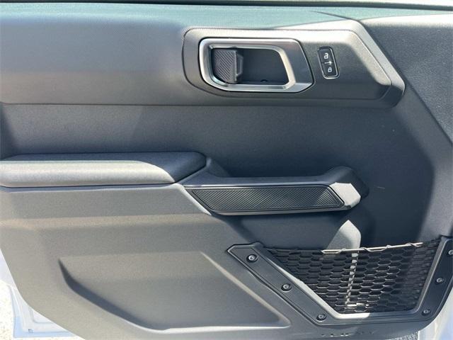 new 2025 Ford Bronco car, priced at $40,385
