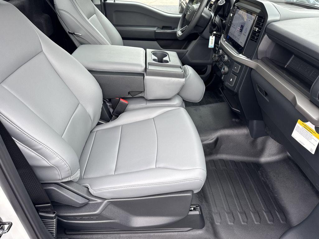 new 2025 Ford F-150 car, priced at $37,237