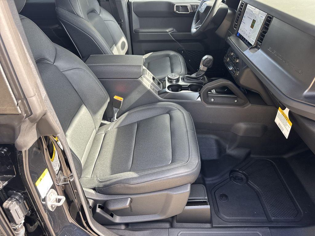new 2025 Ford Bronco car, priced at $48,610