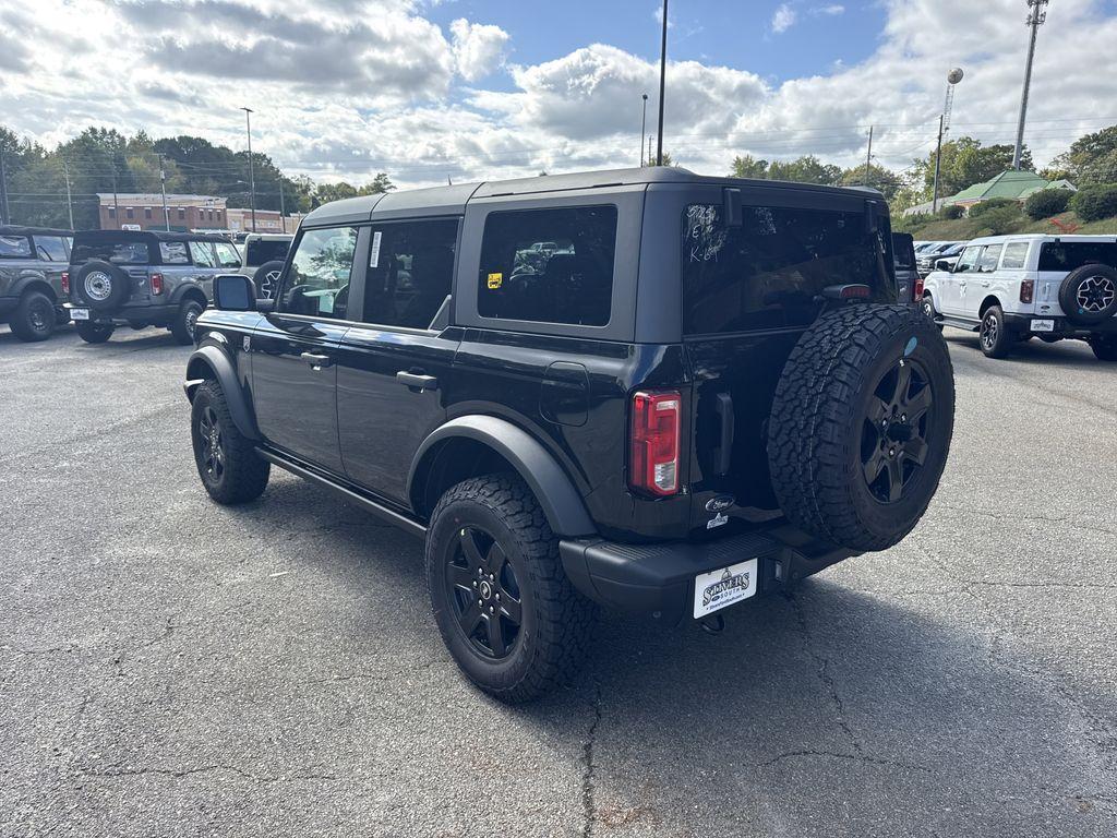 new 2025 Ford Bronco car, priced at $48,610