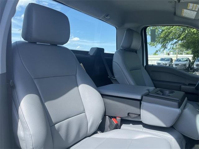 new 2025 Ford F-250 car, priced at $47,720