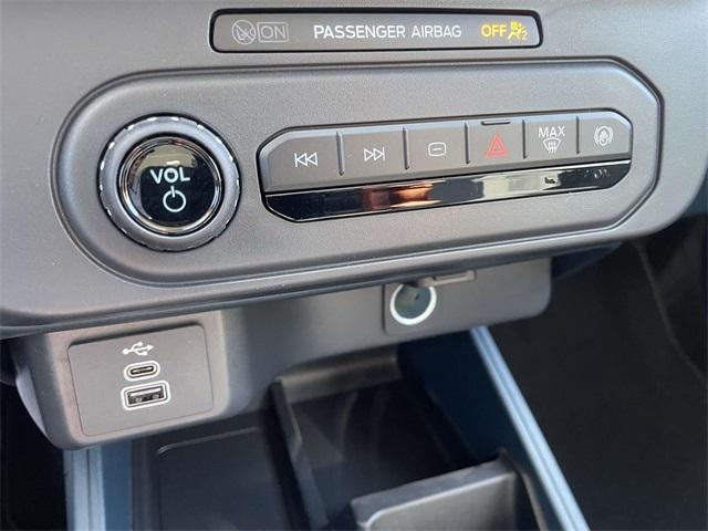 new 2025 Ford Maverick car, priced at $25,821