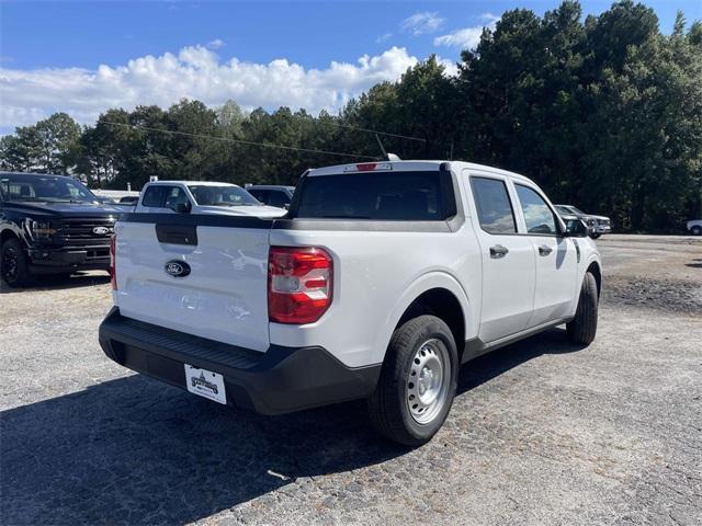 new 2025 Ford Maverick car, priced at $25,821