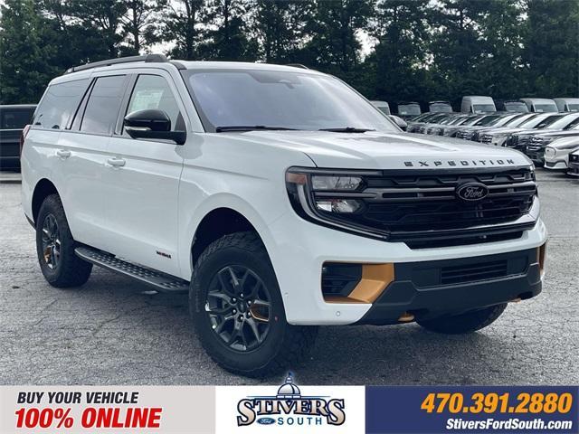 new 2025 Ford Expedition car, priced at $83,025