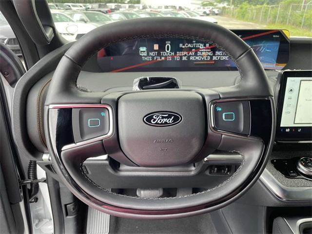 new 2025 Ford Expedition car, priced at $83,025