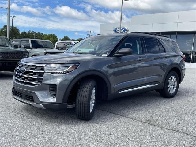 new 2025 Ford Explorer car, priced at $35,748