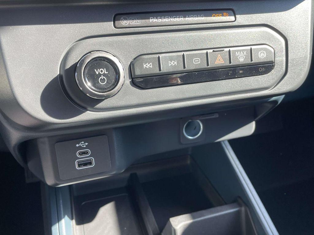 new 2025 Ford Maverick car, priced at $27,336