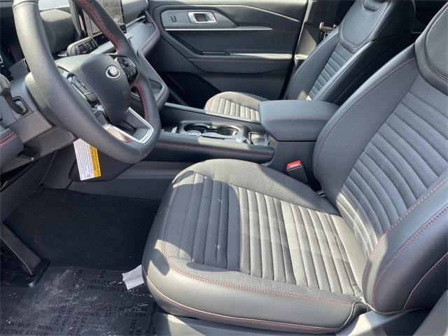 new 2025 Ford Explorer car