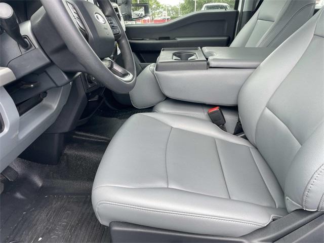 new 2025 Ford F-250 car, priced at $65,400
